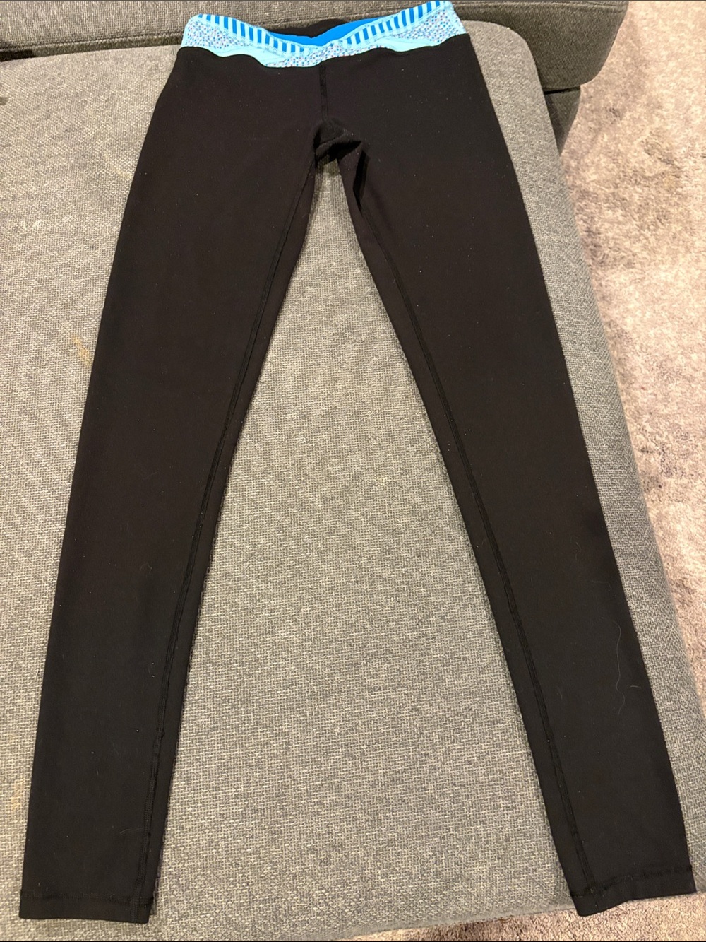Ivivva Kids Black Leggings with Blue Trim size 14